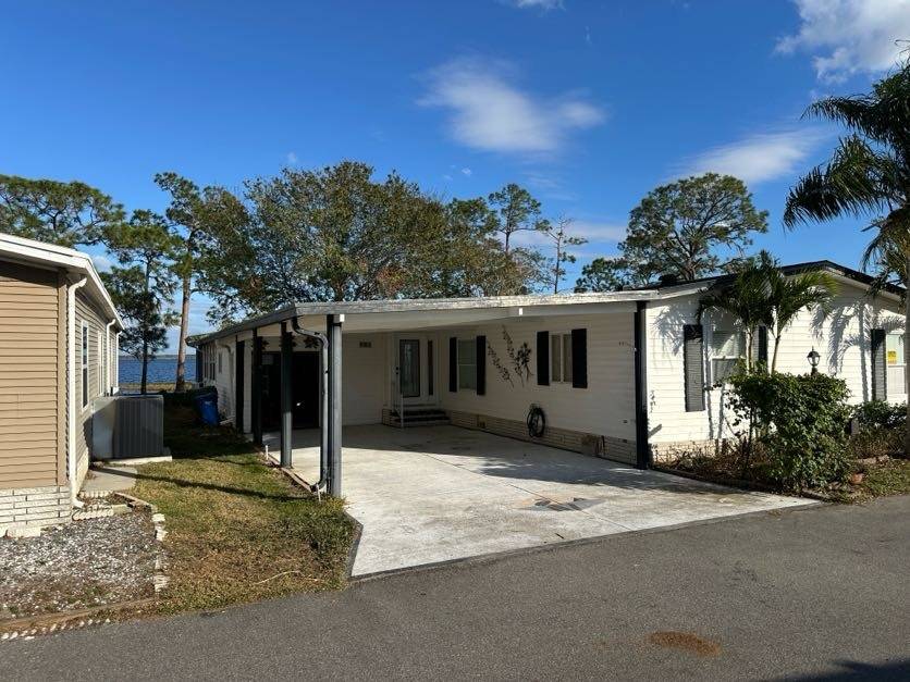 1046 Eagle Drive a Winter Haven, FL Mobile or Manufactured Home for Sale